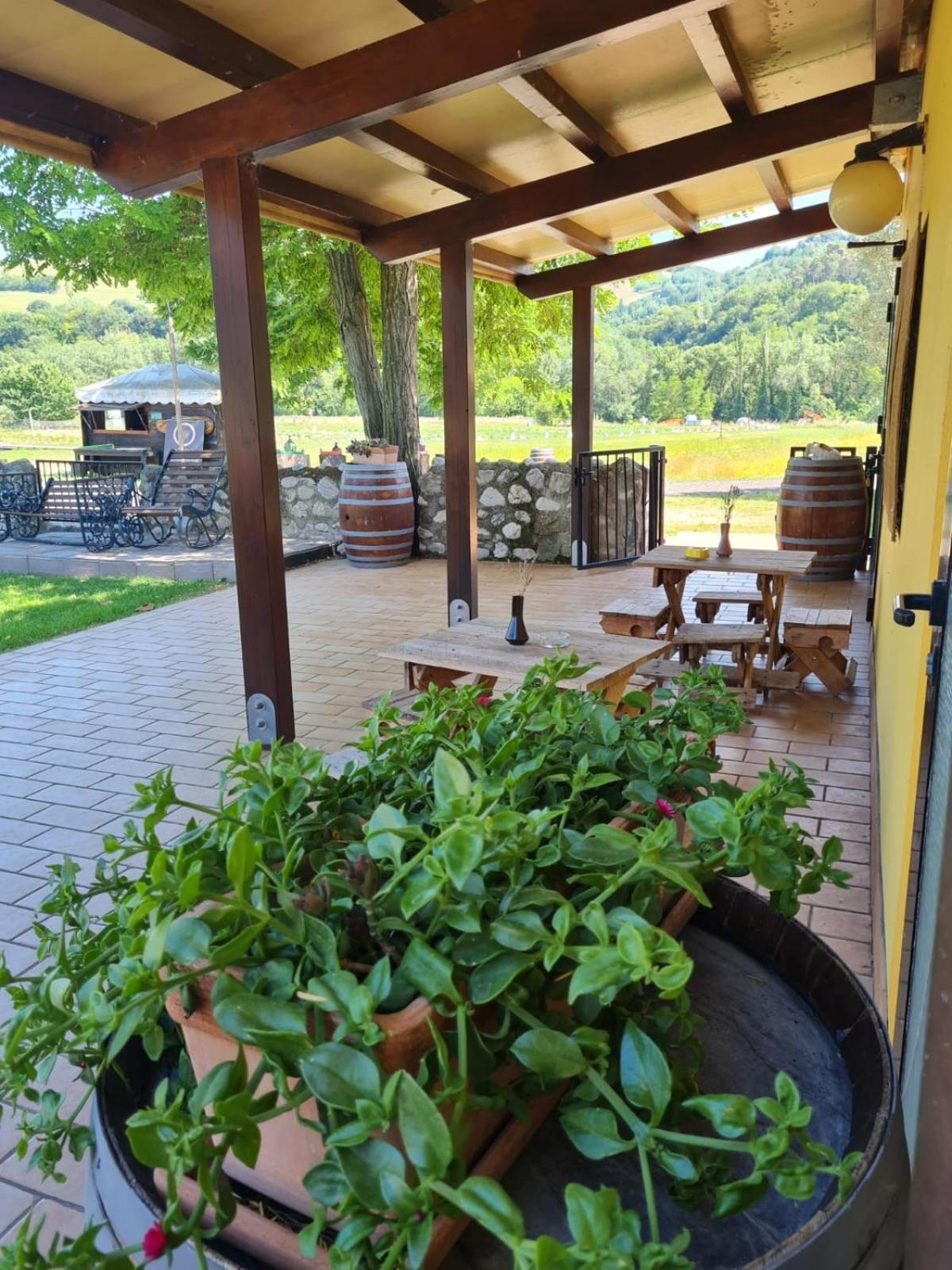 Agri Rio Villa Rio Salso Di Tavullia ภายนอก รูปภาพ